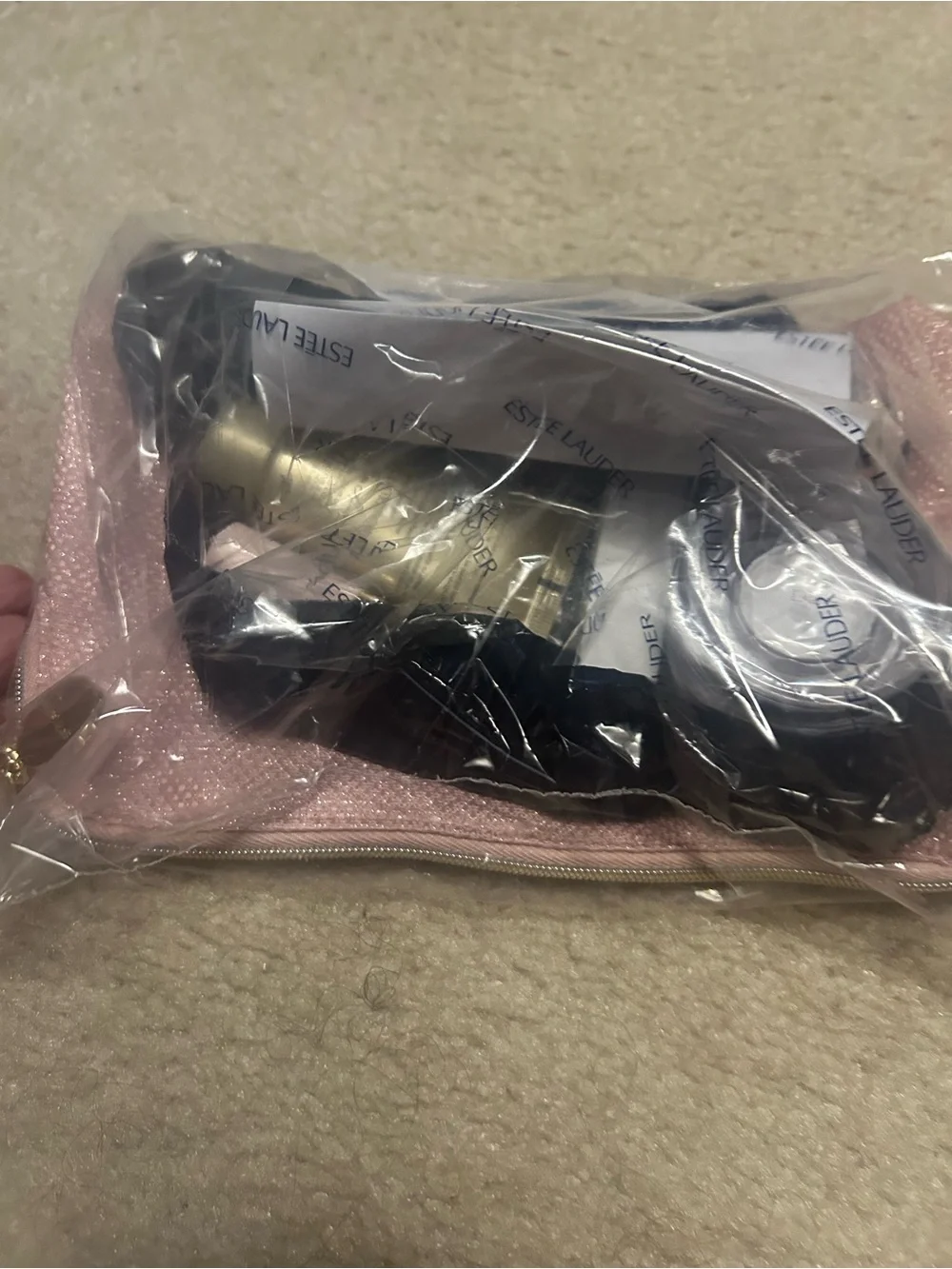 NWT ESTEE LAUDAR 5 piece gift set with pink shimmer cosmetics bag.